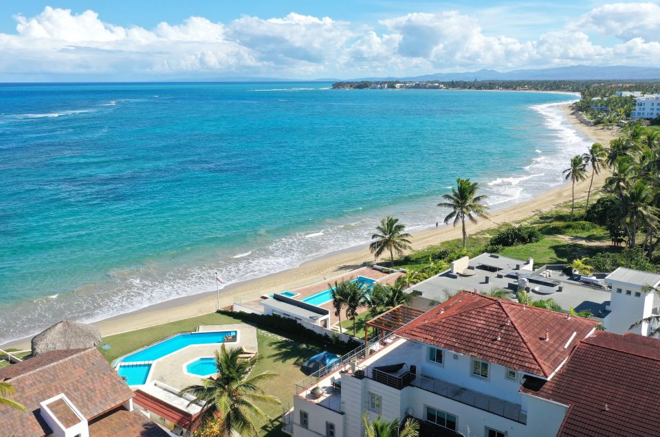 What ocean is Cabarete on?